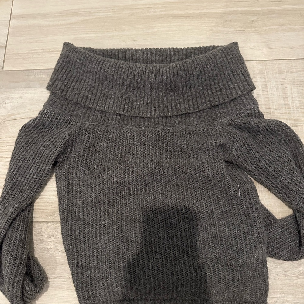 Edikted Gray Ribbed Cowl Neck Top